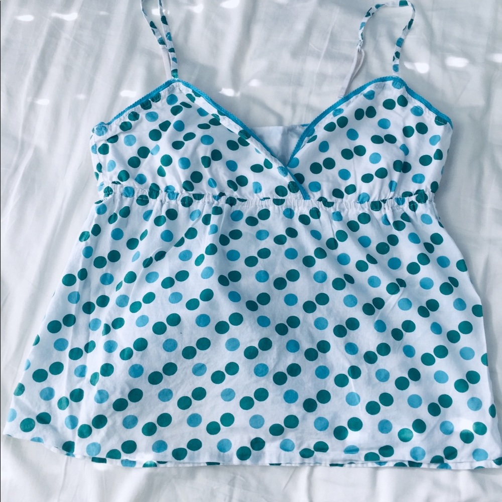 *3 for $12 sale* Baby doll top with polka dots